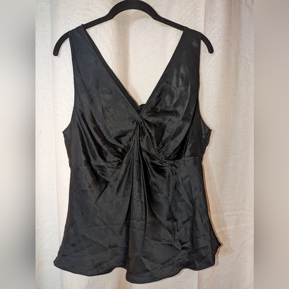 Vintage 2004 100% Silk Black V Neck Thick Strapped Tank top